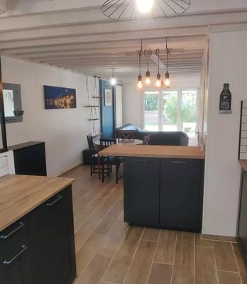 Maison - 95 m² - 5 pièces