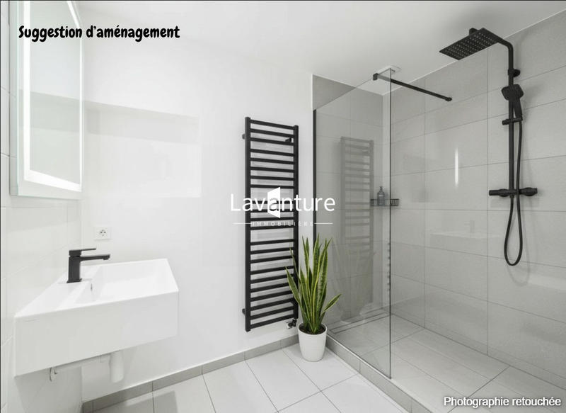 Appartement - 99 m² - 4 pièces