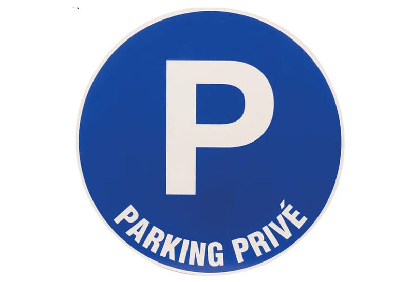 Parking / Garage - 12 m²