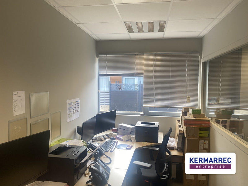 Bureau - 90 m²
