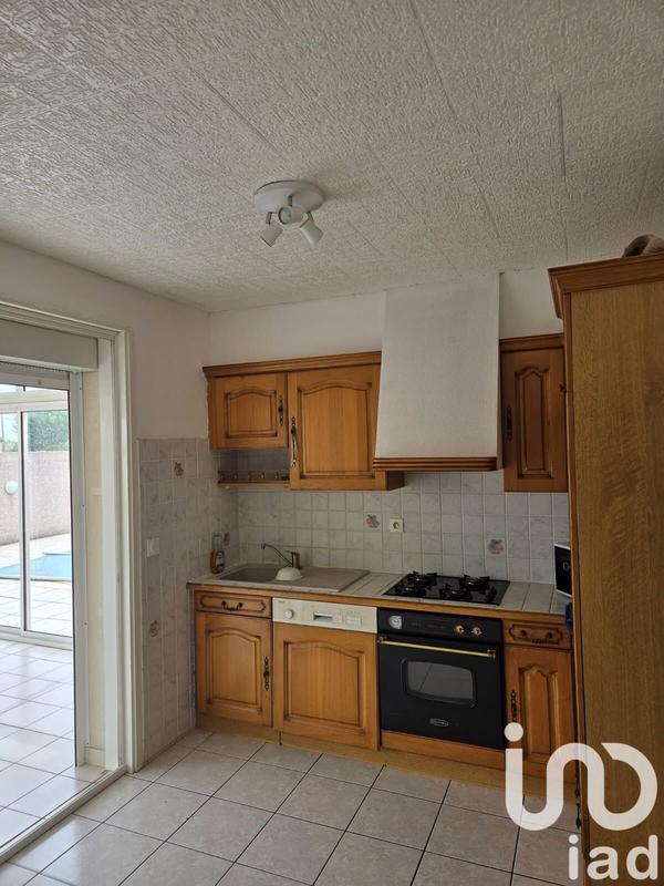 Maison - 92 m² - 5 pièces