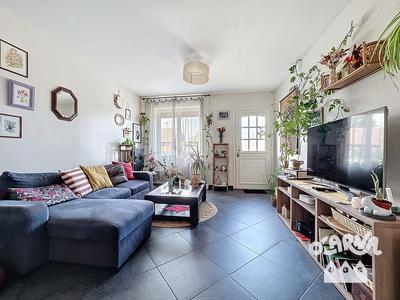 Maison - 88 m² - 3 pièces