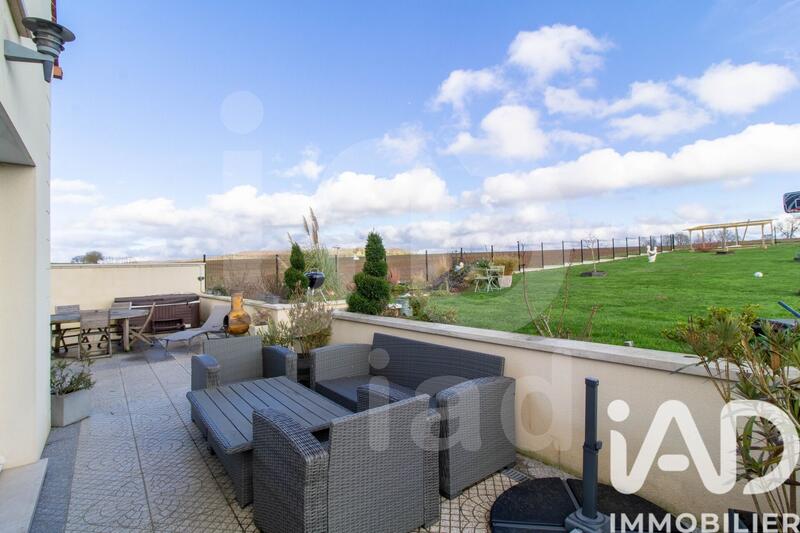 Maison - 160 m² - 6 pièces