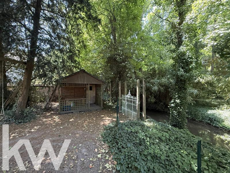 Maison ancienne - 246 m² - 7 pièces