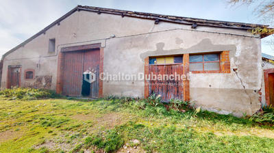 Grange - 300 m² - 1 pièce