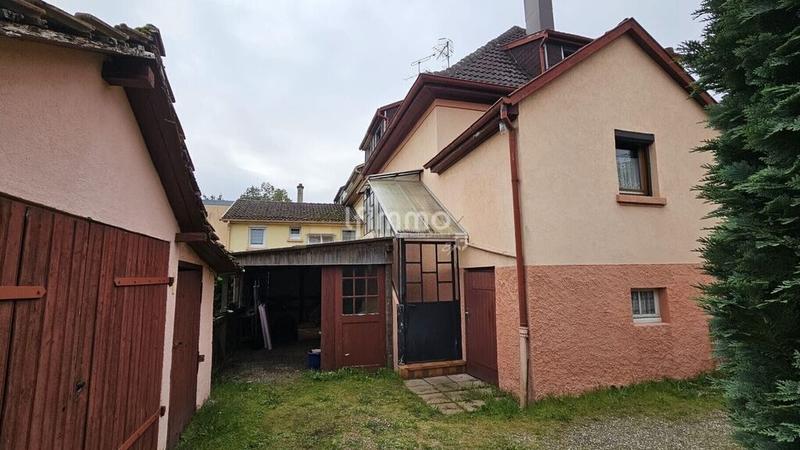 Maison - 93 m² - 5 pièces