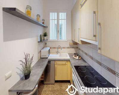 Chambre - 80 m² - 1 pièce