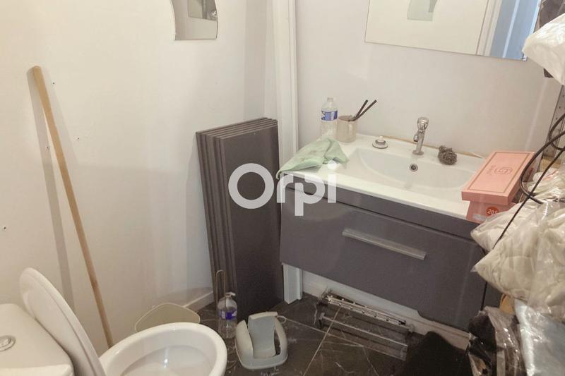 Immeuble - 183 m² - 1 pièce