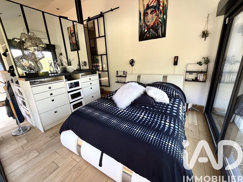 Maison - 105 m² - 4 pièces