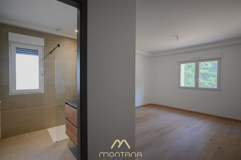 Maison - 189 m² - 6 pièces