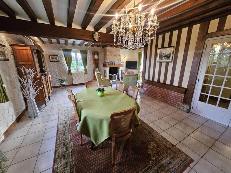 Maison - 144 m² - 6 pièces