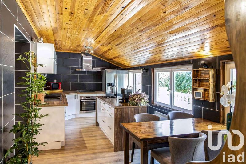 Maison - 105 m² - 5 pièces