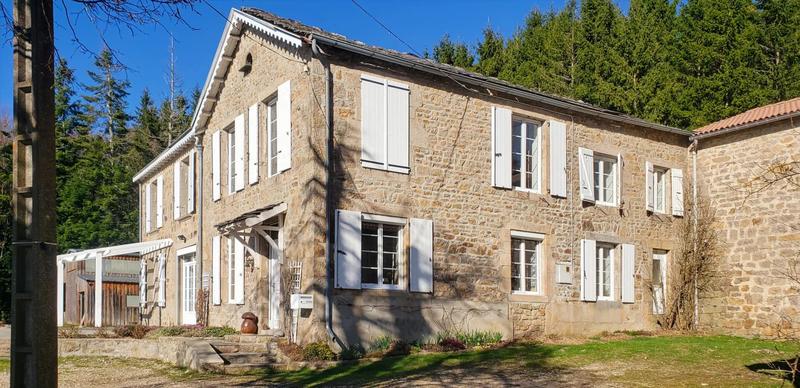 Maison - 180 m² - 6 pièces