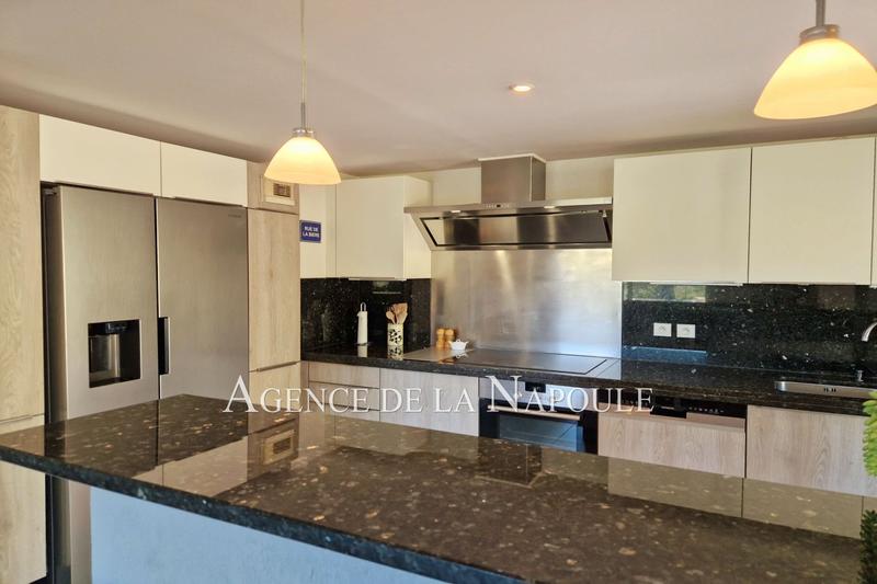 Appartement - 142 m² - 4 pièces