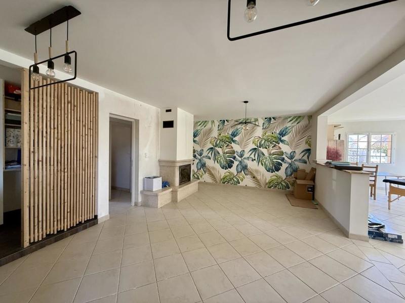 Maison - 140 m² - 4 pièces