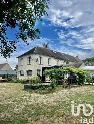 Maison - 450 m² - 10 pièces