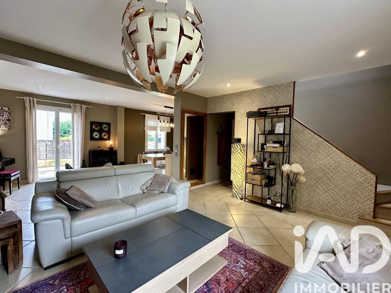 Maison - 151 m² - 7 pièces