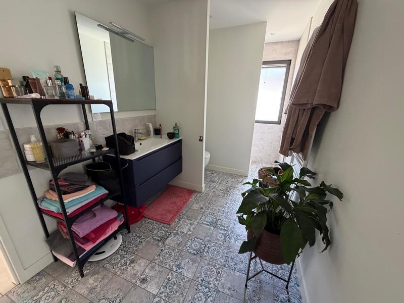 Maison contemporaine - 245 m² - 7 pièces