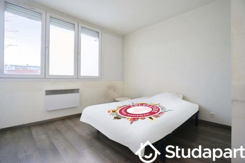 Chambre - 15 m² - 1 pièce