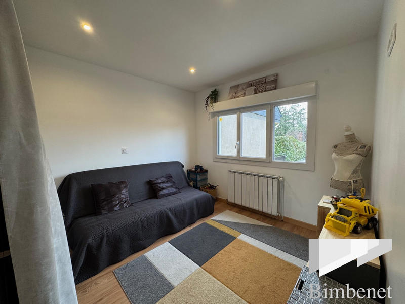 Maison - 90 m² - 5 pièces