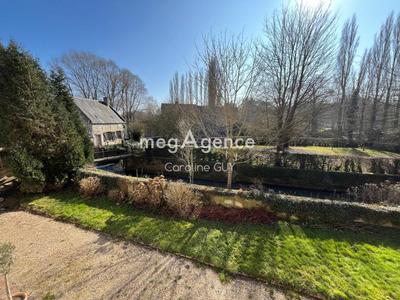 Maison - 267 m² - 11 pièces