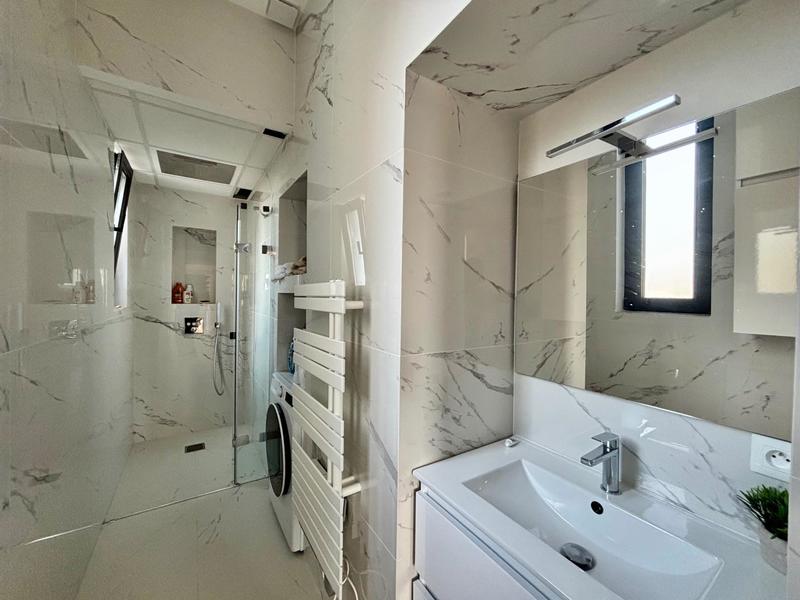 Appartement - 94 m² - 3 pièces