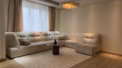 Maison - 111 m² - 5 pièces