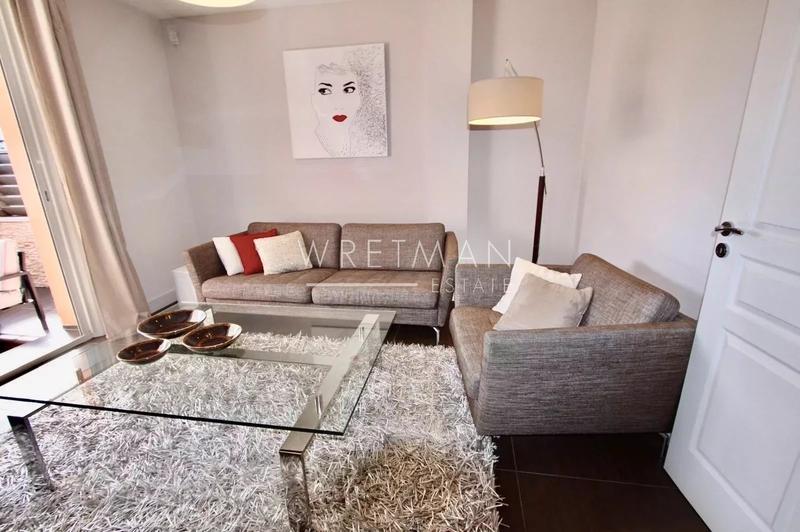 Appartement - 98 m² - 4 pièces