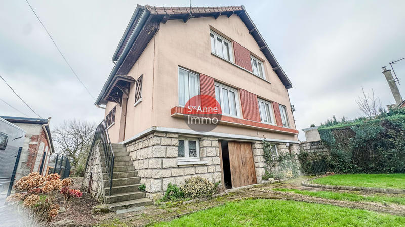 Maison - 140 m² - 5 pièces