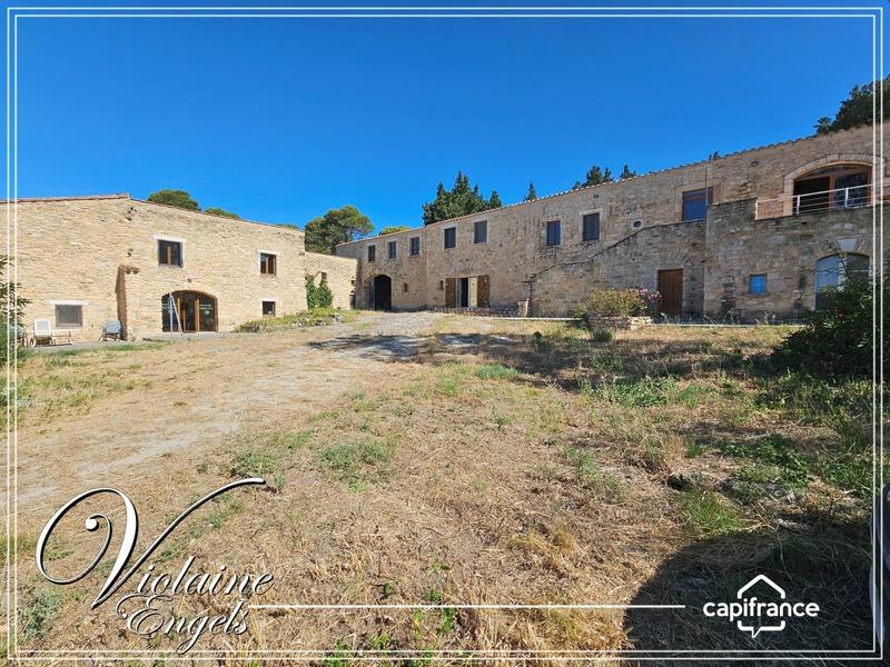 Corps de ferme - 592 m² - 14 pièces