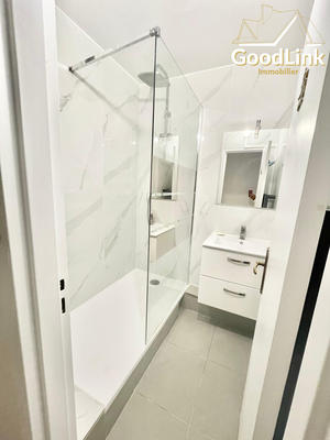 Appartement - 75 m² - 4 pièces