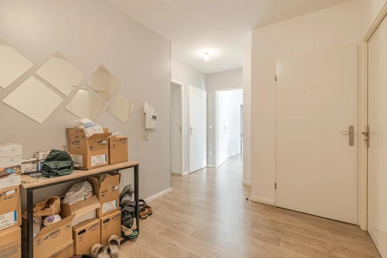 Appartement - 100 m² - 5 pièces