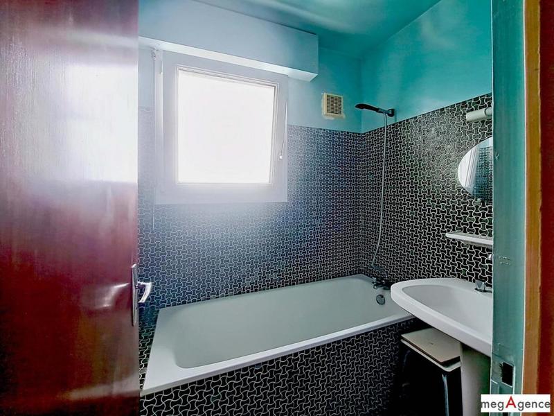 Maison traditionnelle - 135 m² - 5 pièces