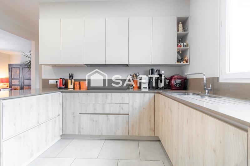 Maison - 188 m² - 8 pièces