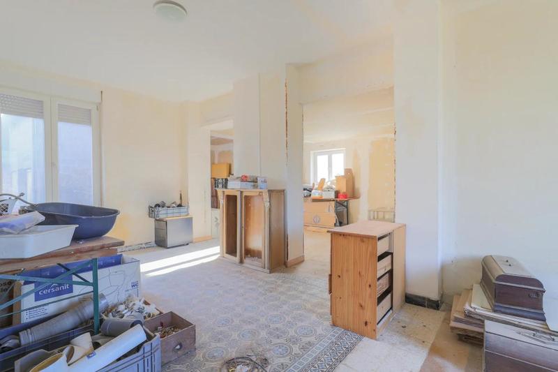 Maison - 280 m² - 8 pièces