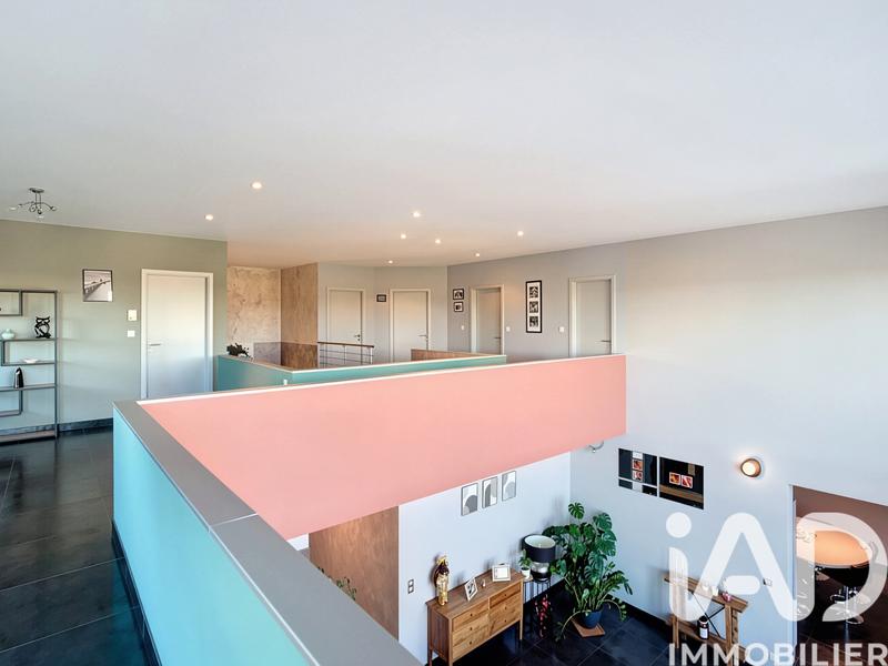 Maison - 264 m² - 6 pièces