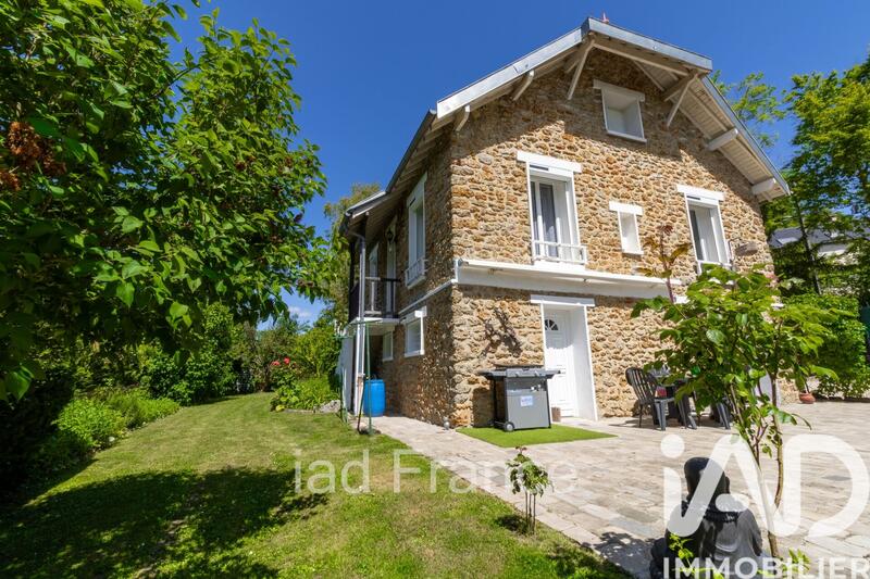 Maison - 113 m² - 6 pièces