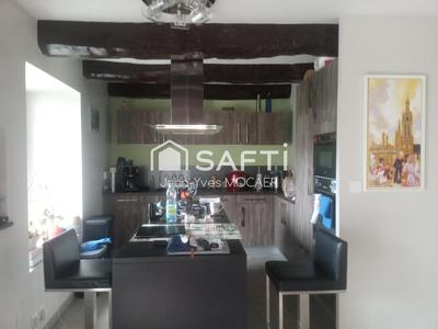 Maison - 167 m² - 6 pièces