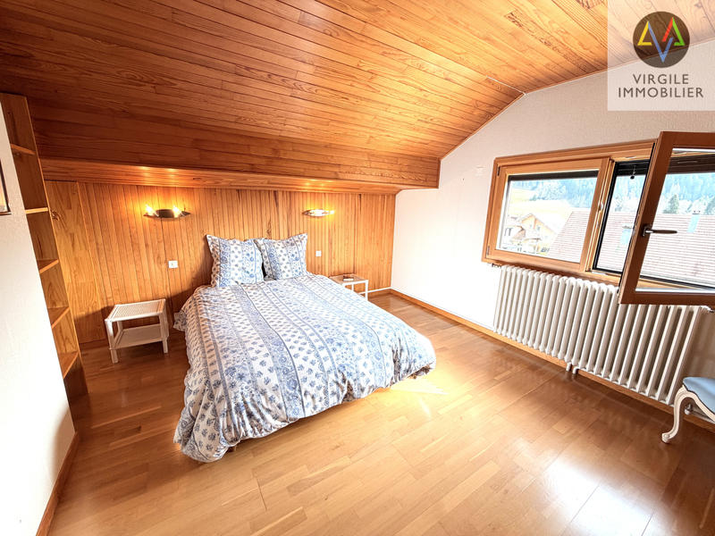 Maison - 161 m² - 8 pièces