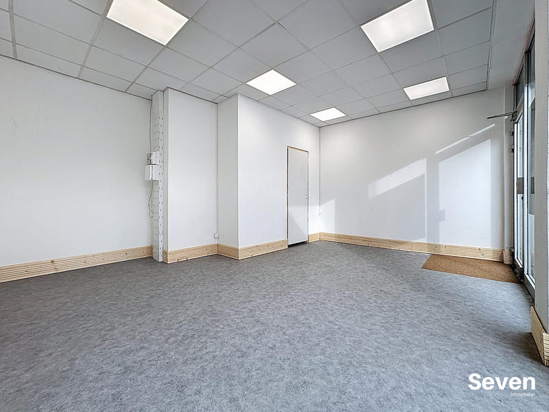 Magasins - 25 m²