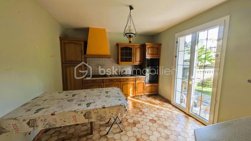 Pavillon - 140 m² - 5 pièces