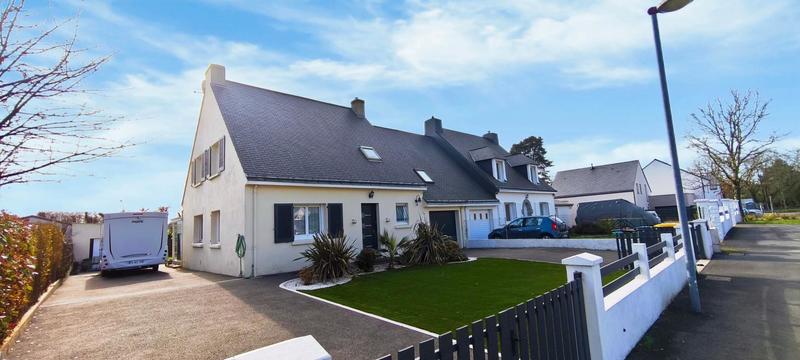 Maison - 172 m² - 5 pièces