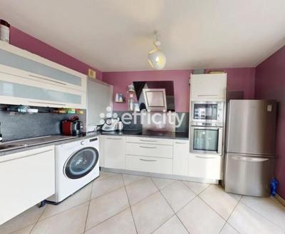 Appartement - 77 m² - 4 pièces