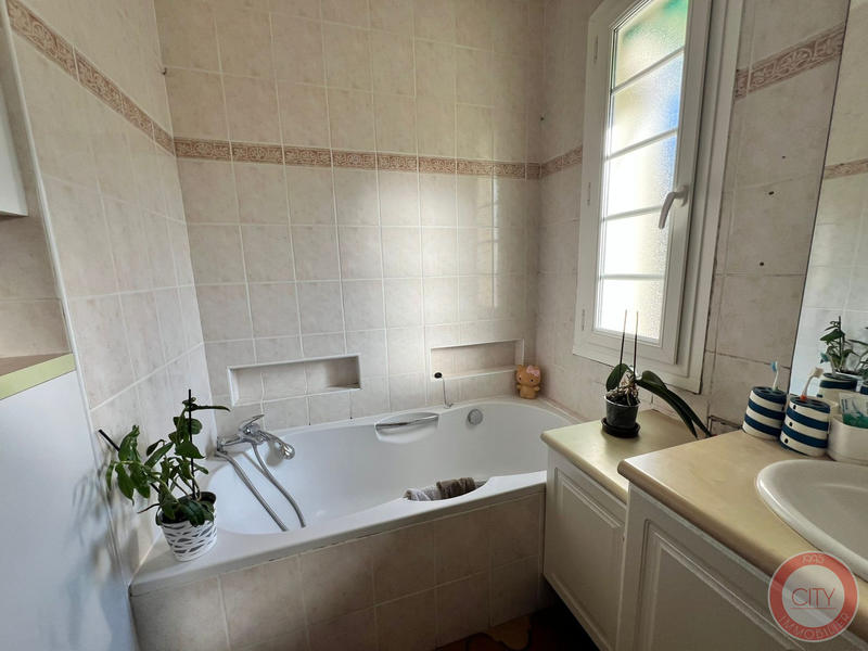 Maison ancienne - 190 m² - 7 pièces