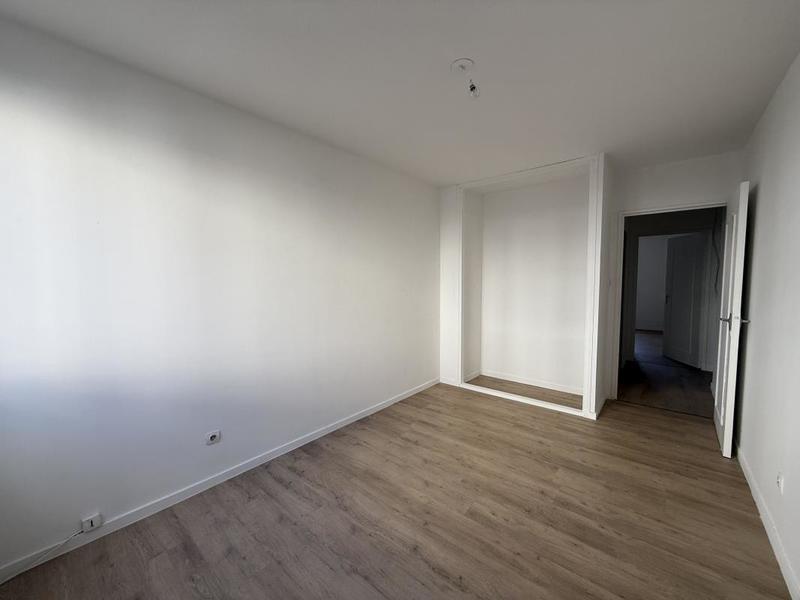 Appartement ancien - 66 m² - 3 pièces