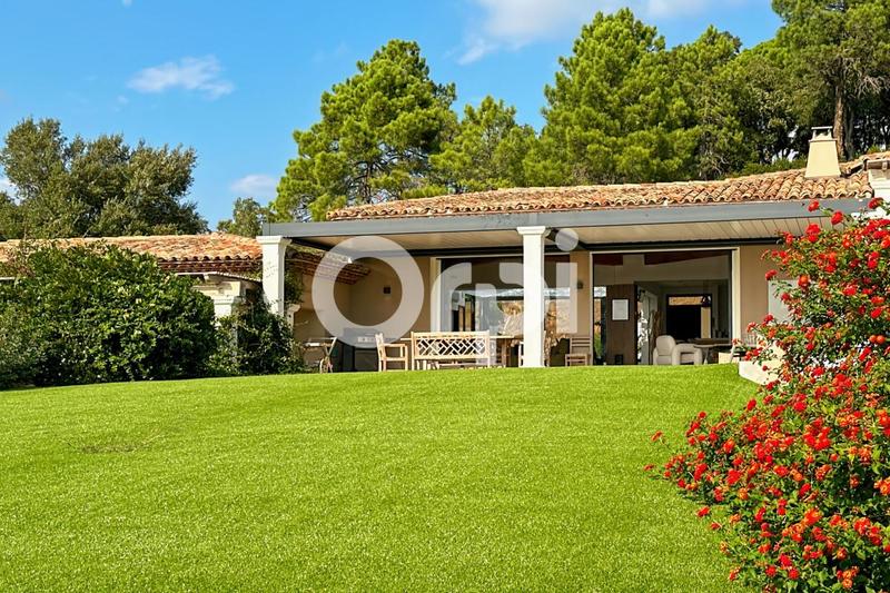 Maison - 373 m² - 6 pièces