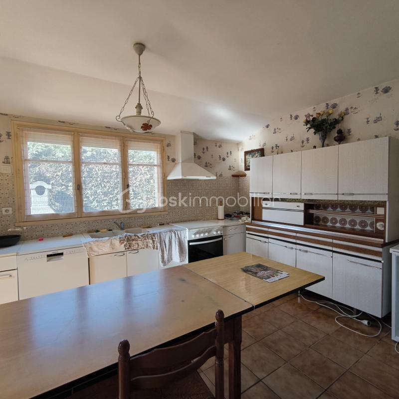 Propriété - 127 m² - 5 pièces