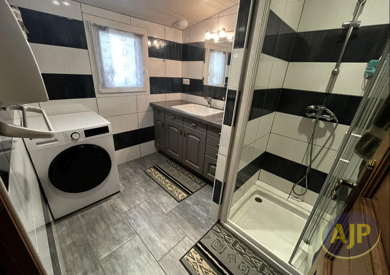 Maison - 71 m² - 6 pièces