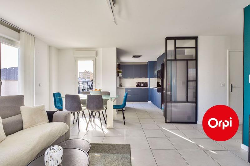 Penthouse - 102 m² - 5 pièces