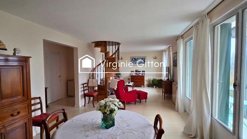 Maison - 107 m² - 4 pièces